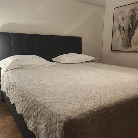 Apartman Duce Milka Duće Exterior foto