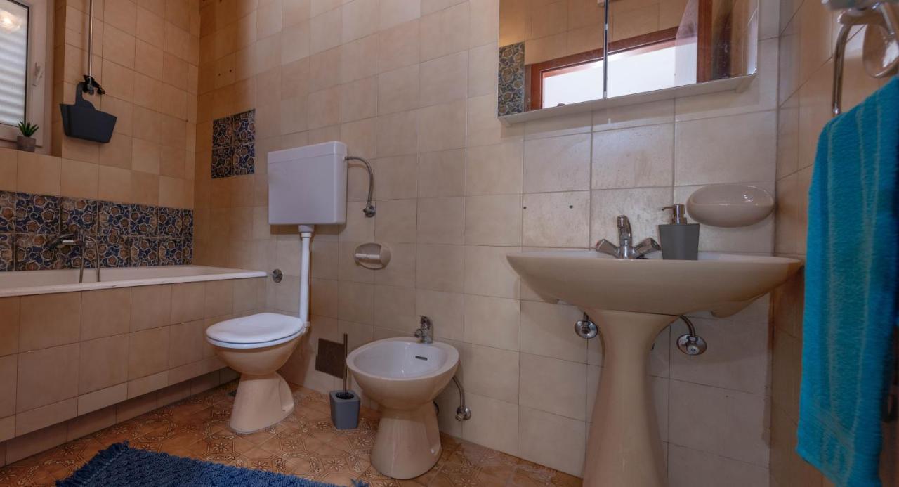 Apartman Duce Milka Duće Exterior foto